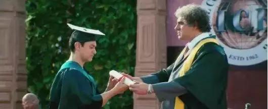 美国职场数据：印度人才全面碾压中国人