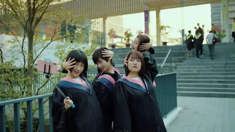 “毕业后专业就消失了”，他们为何比想象中平静