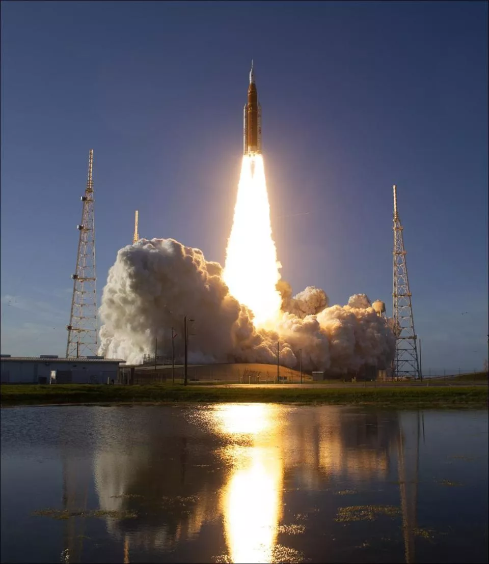 人类重返月球，大家关心的却是一个坏掉的马桶