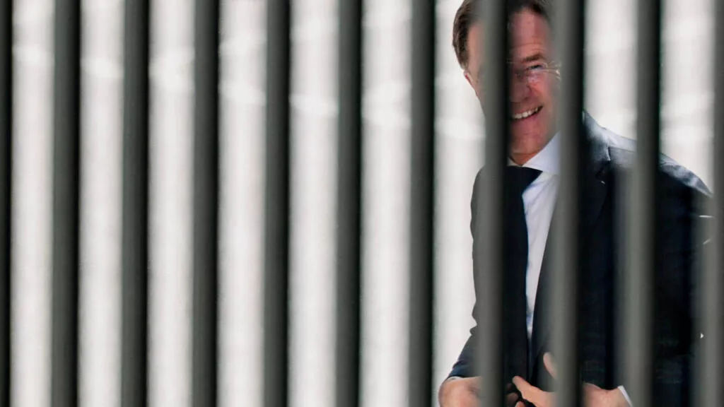 北约存亡命运关键一会：吕特赴白宫“劝川普”