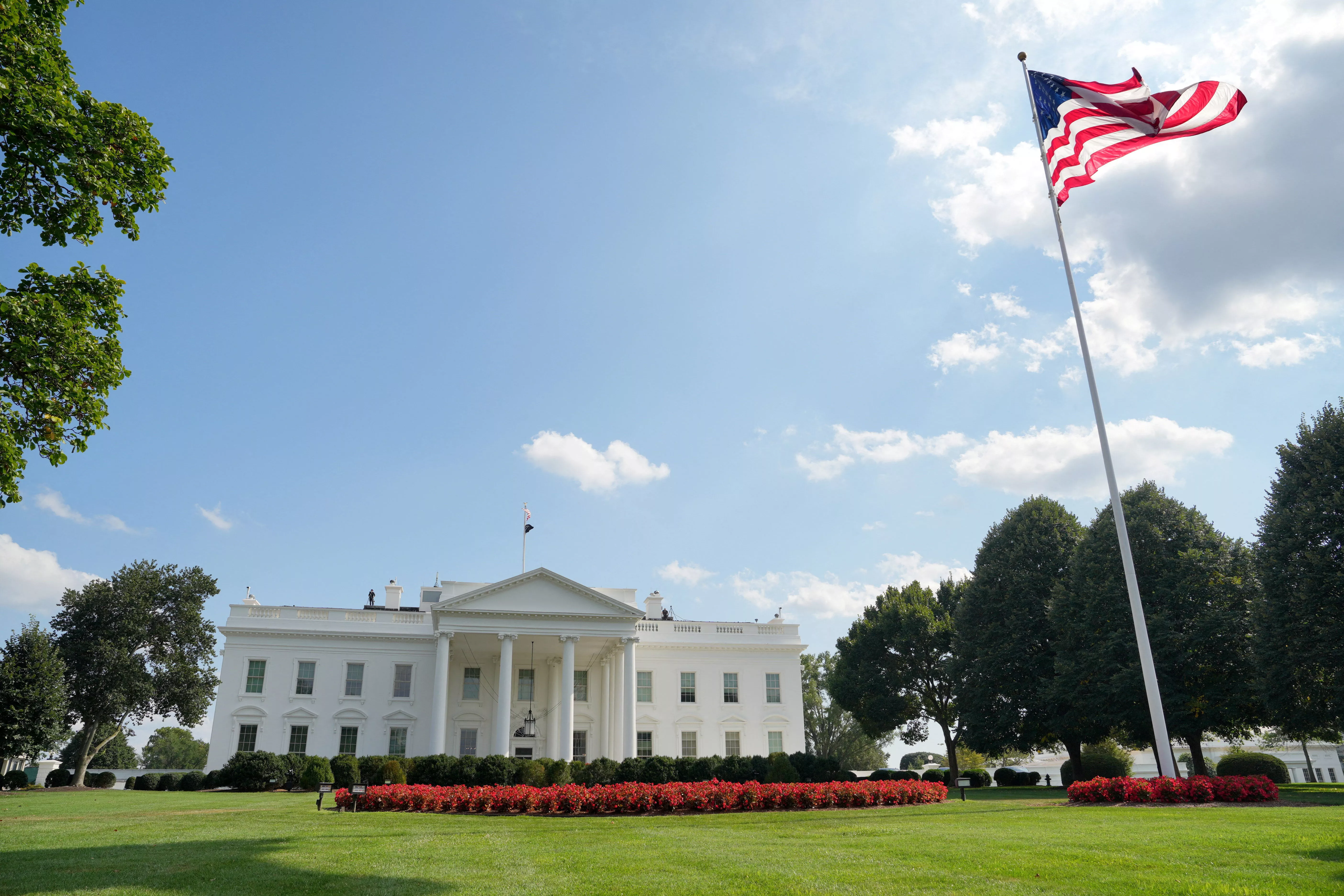 白宫紧急发信：严禁用内幕信息“炒战争”