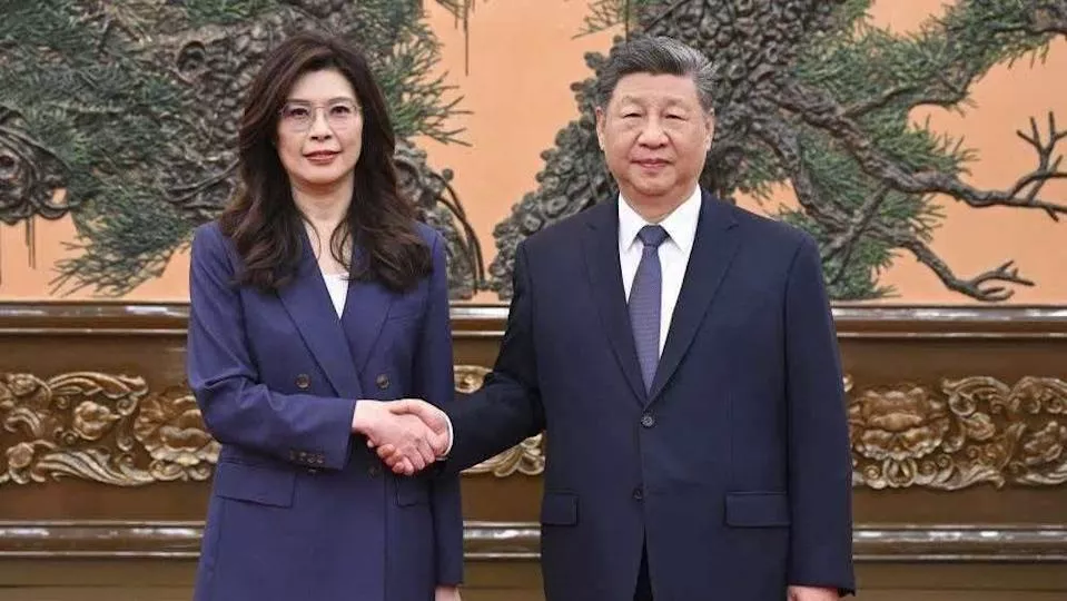 习近平伸缩自如？站川普郑丽文身边都同高掀热议