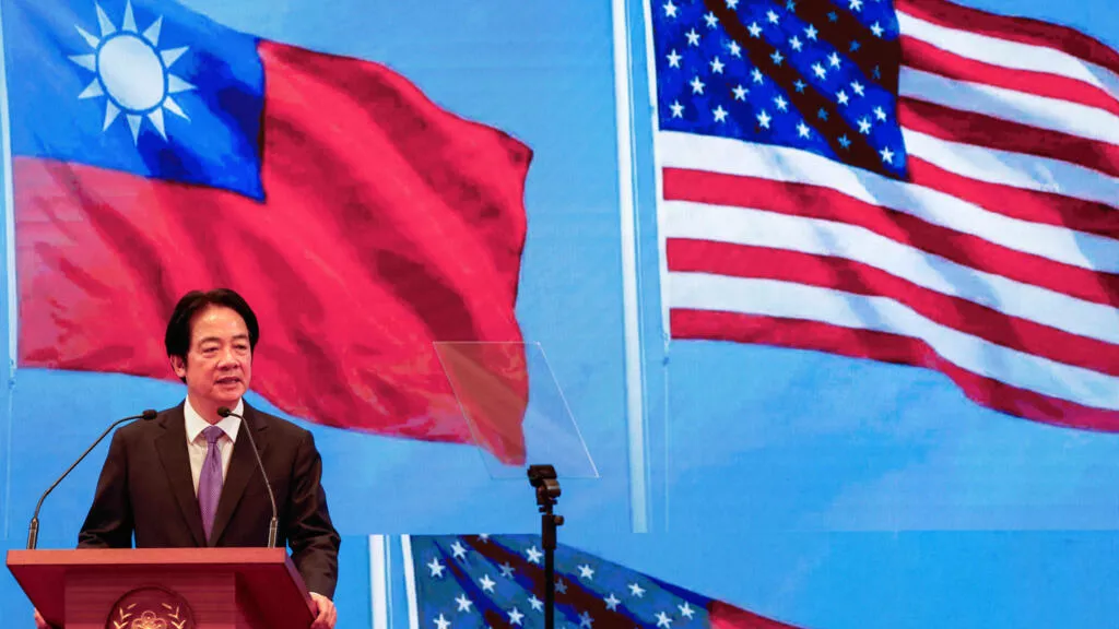 郑习会同日 赖清德强硬表态“不容改变台海现状”