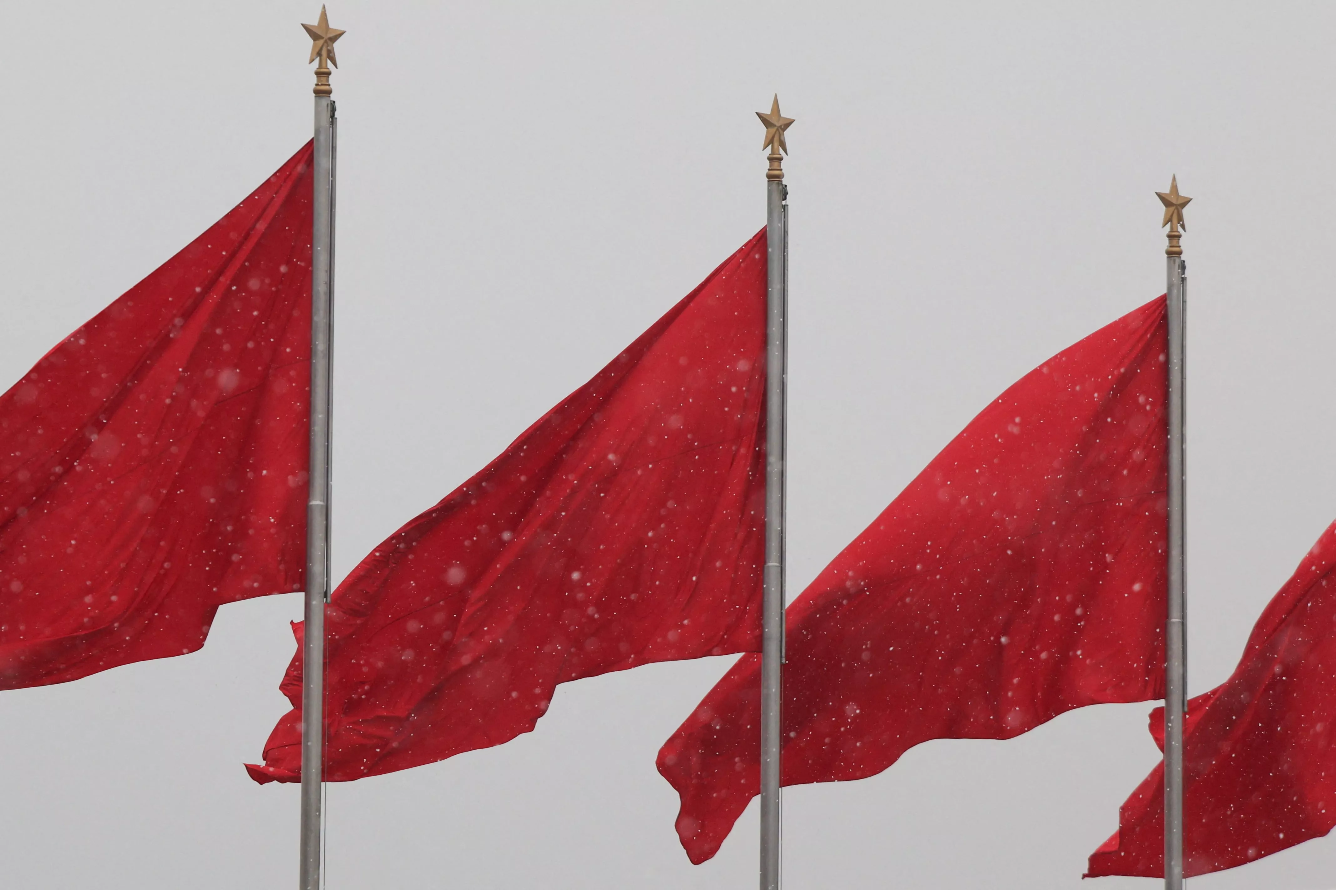 中国将财产来源不明罪门槛,由30万调整至300万