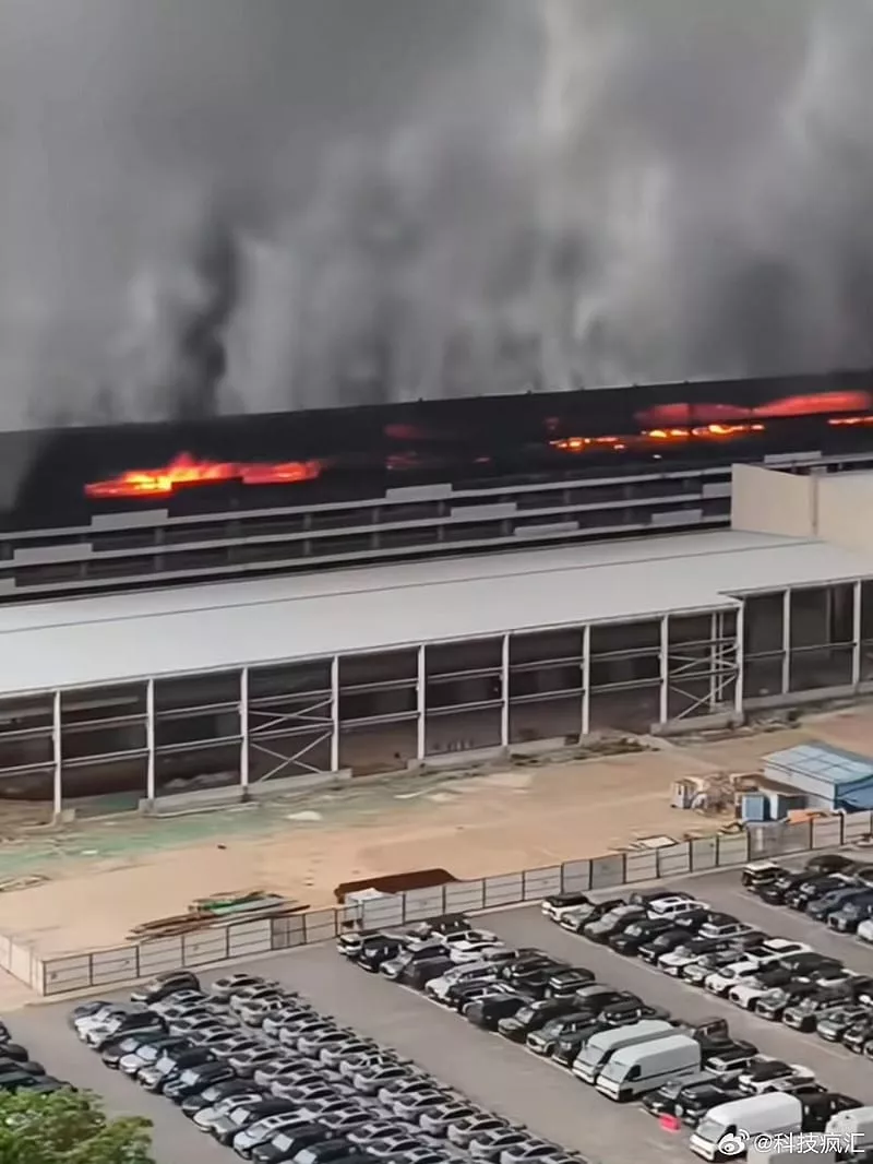 深圳比亚迪大火不单纯?阴谋论满天飞 传惊动习