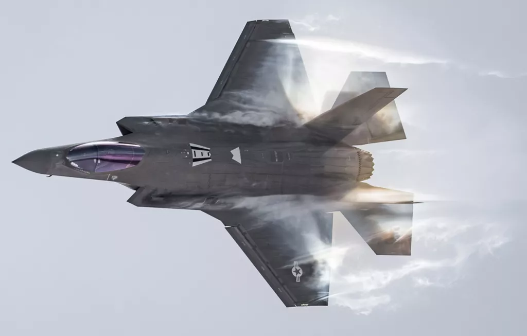 美军新系统震撼曝光 AI兵推模拟快1万倍