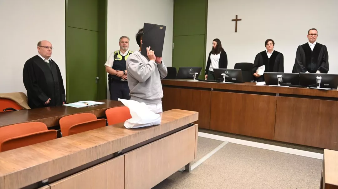 “怪物级罪行！中国留学生获11年监禁