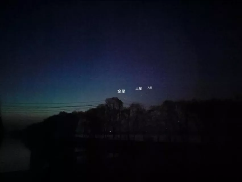 “四星连珠”现身清晨天空！窗口仅几天 错过再等很久