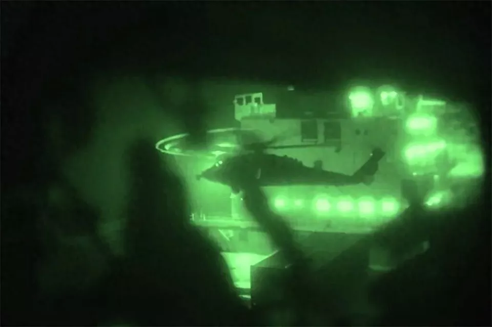 “霍尔木兹决战”，枪声又响了