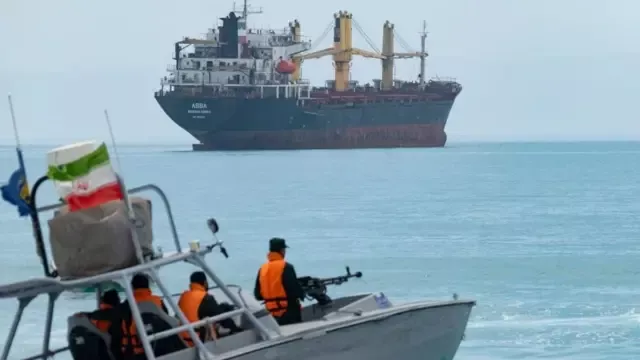 霍尔木兹海峡：海上封锁真的有用吗？