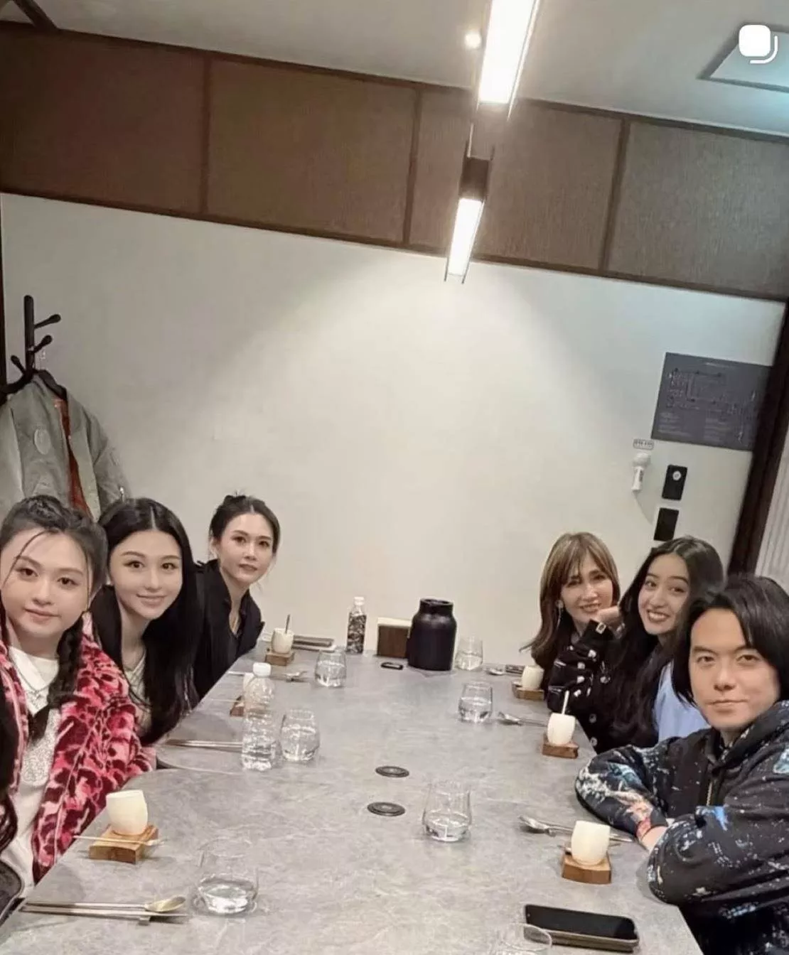 邱淑贞工藤静香闺蜜聚会，56+岁状态绝了