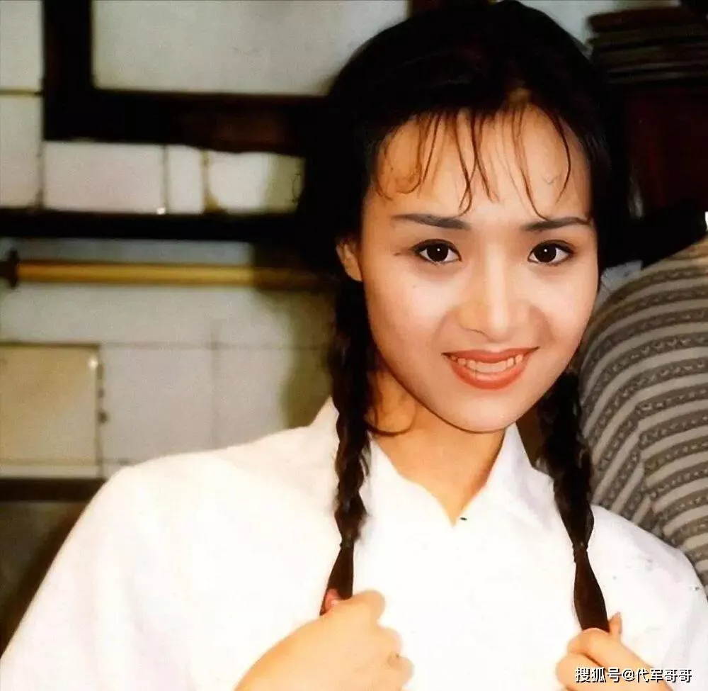 60岁叶子楣近况曝光！男友去世已经7年