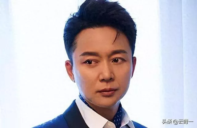 太帅被“封杀”，太穷被老婆离婚，55岁成叔圈顶流