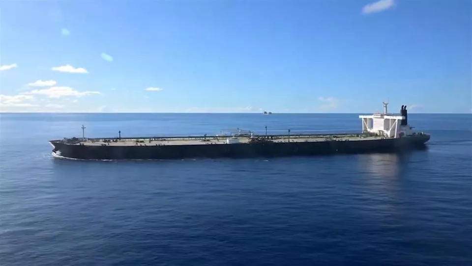 美军空中垂降登船 扣押往中国伊朗走私船 震撼画面曝