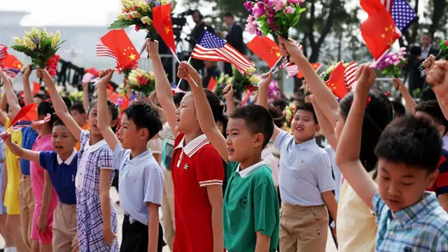 特朗普访华,中国年轻一代的“美国梦”在褪色吗?