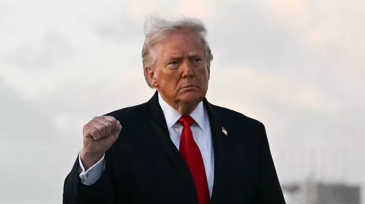 民调:特朗普支持率维持在本届任期以来最低水平